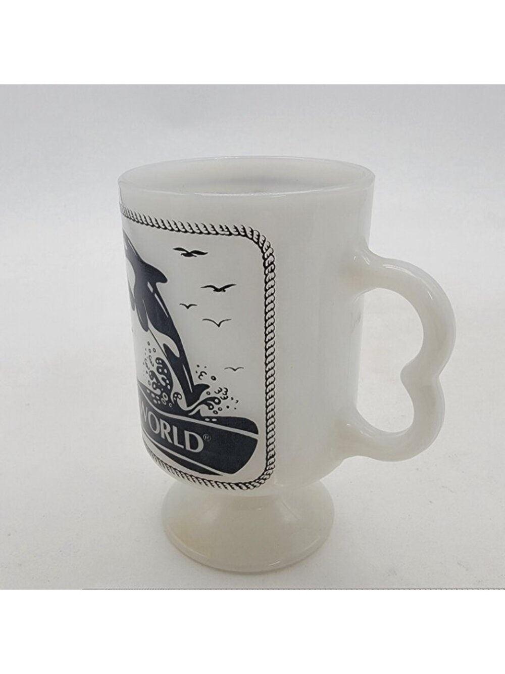 Vintage Sea World Footed Milk Glass Mugs Set Of 2 With Orca Whale Design - Picture 6 of 9